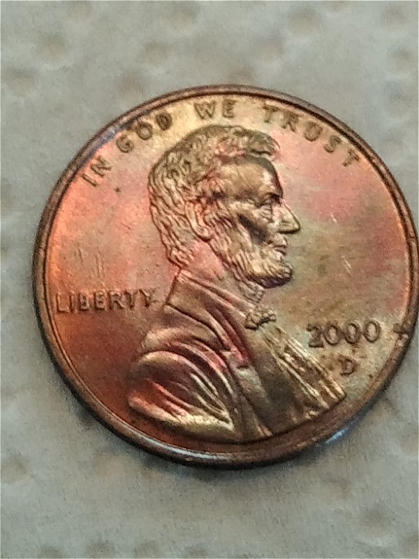 2000-D-Lincoln-Cent-.-Is-The-Silver-Color-From-Missing-Lamination?
